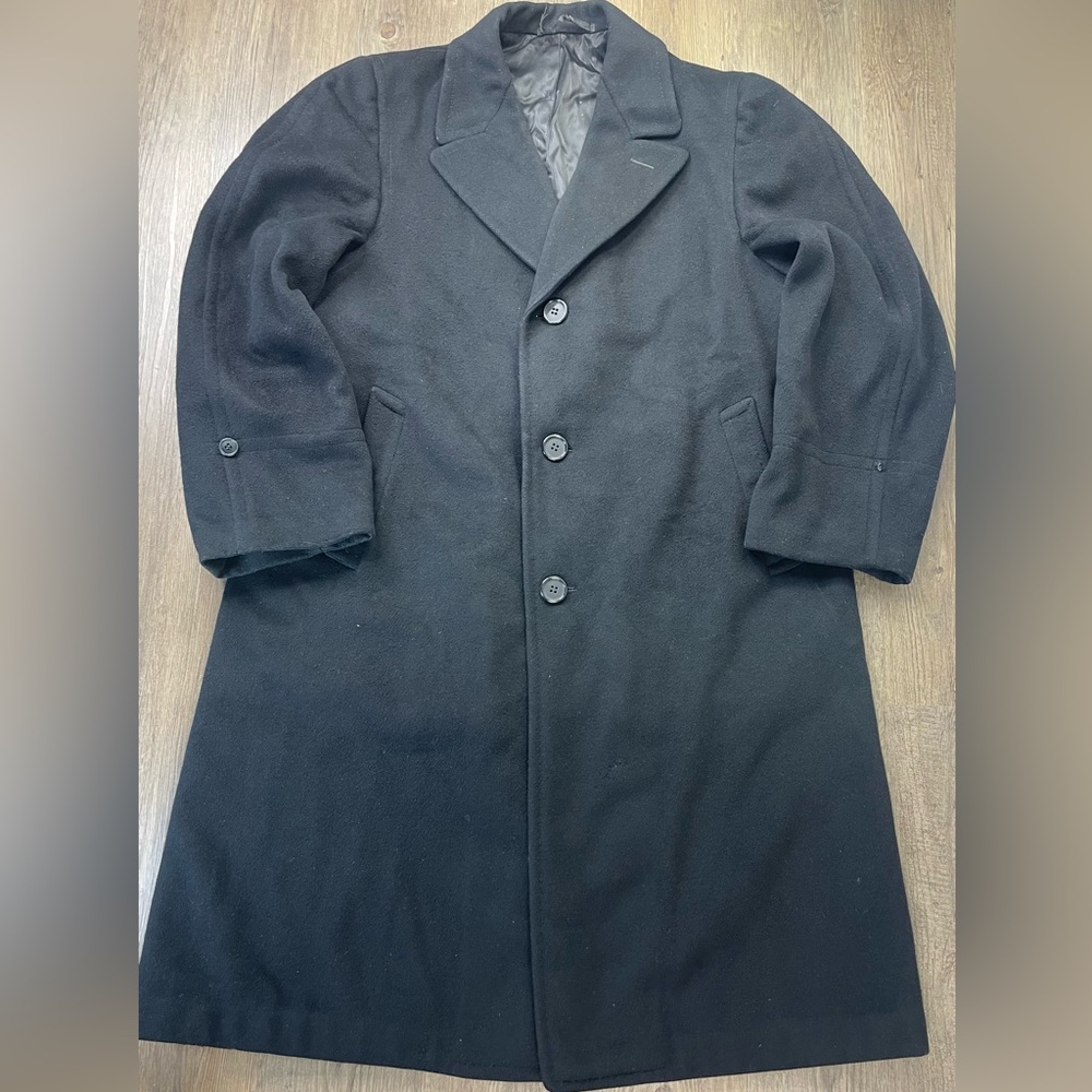 The Hub Men’s Vintage Long Black Jacket, size Large